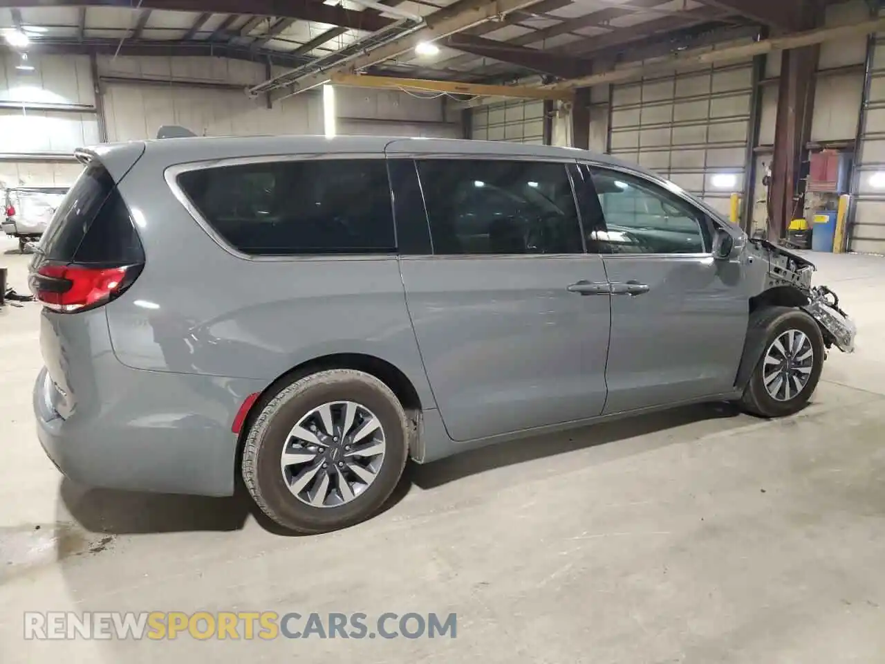 3 Photograph of a damaged car 2C4RC1L79NR189550 CHRYSLER PACIFICA 2022