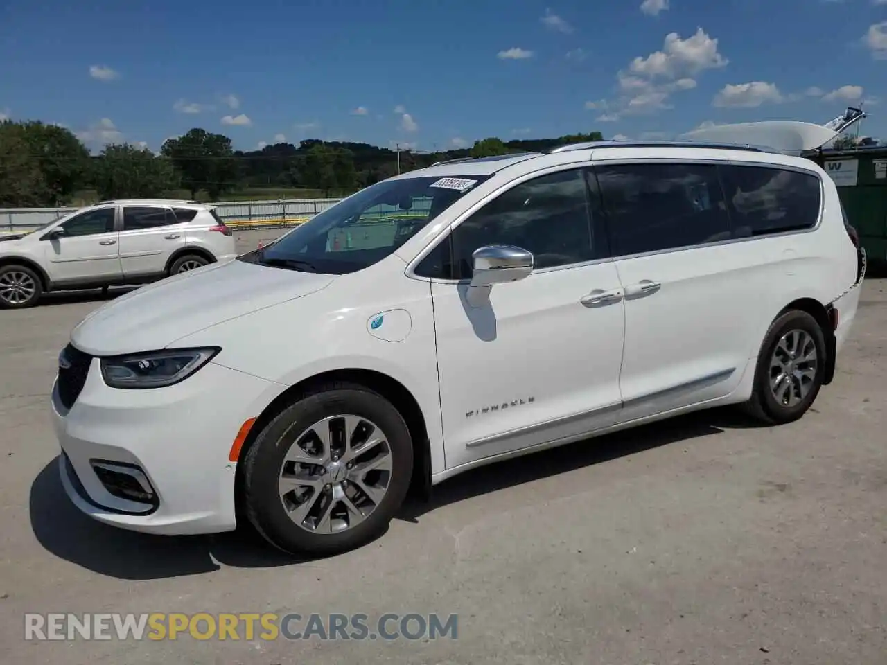 1 Photograph of a damaged car 2C4RC1N75NR140245 CHRYSLER PACIFICA 2022