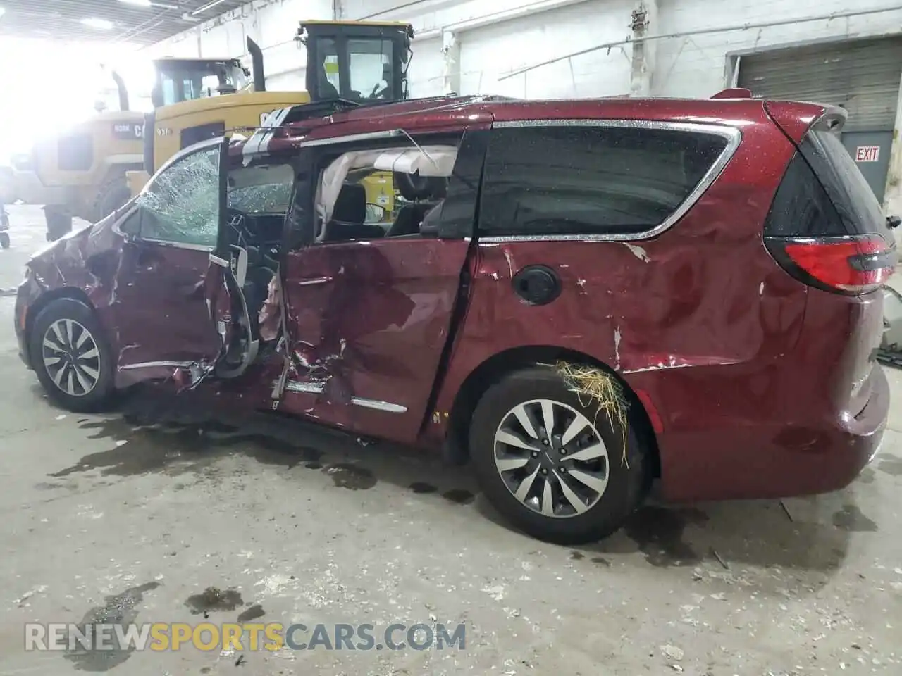 2 Photograph of a damaged car 2C4RC1S70NR183573 CHRYSLER PACIFICA 2022