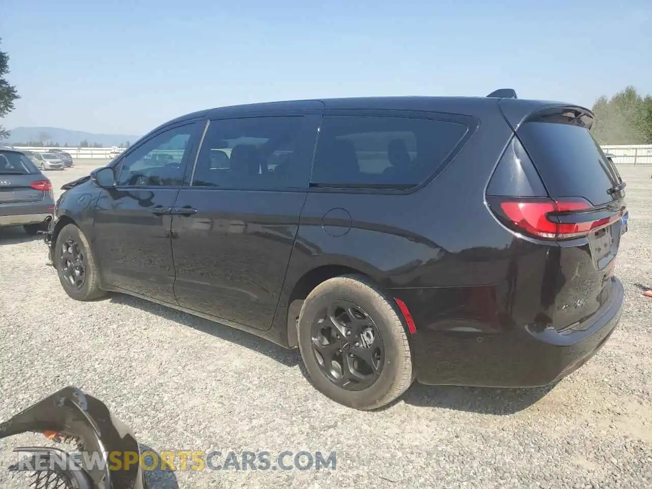 2 Photograph of a damaged car 2C4RC1S70NR210867 CHRYSLER PACIFICA 2022