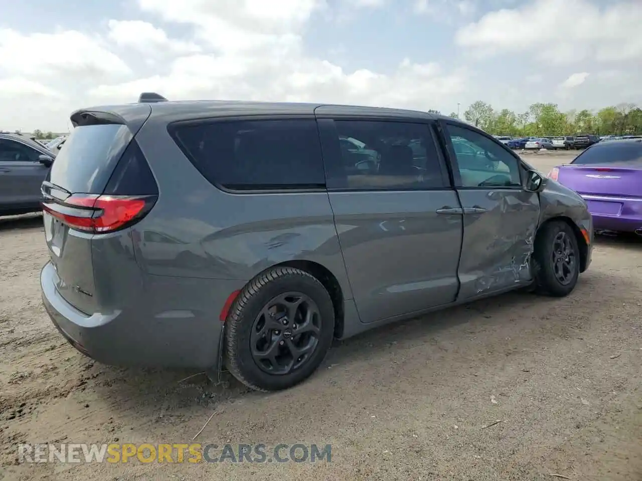 3 Photograph of a damaged car 2C4RC1S71NR148749 CHRYSLER PACIFICA 2022