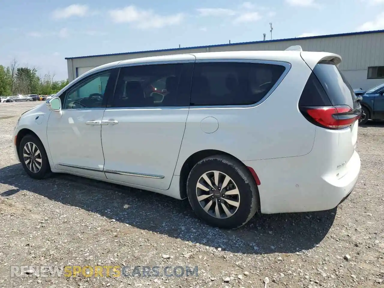 2 Photograph of a damaged car 2C4RC1S72NR180156 CHRYSLER PACIFICA 2022