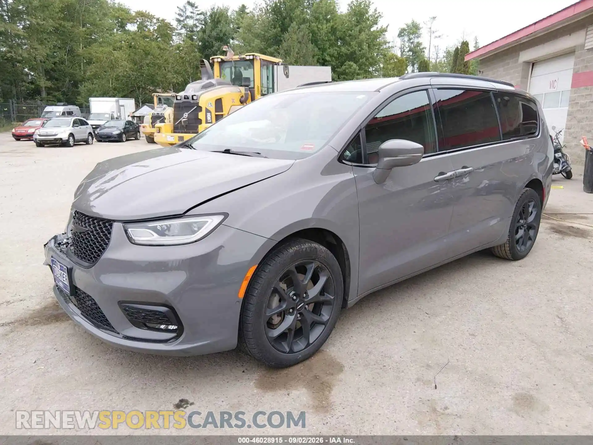 2 Photograph of a damaged car 2C4RC3BG8NR135332 CHRYSLER PACIFICA 2022