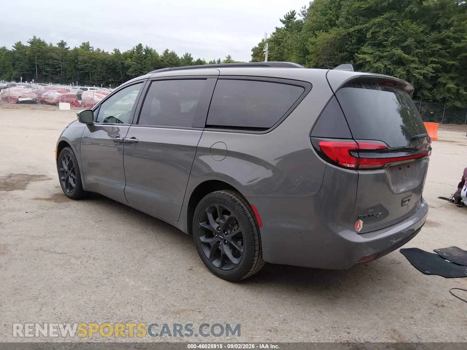 3 Photograph of a damaged car 2C4RC3BG8NR135332 CHRYSLER PACIFICA 2022