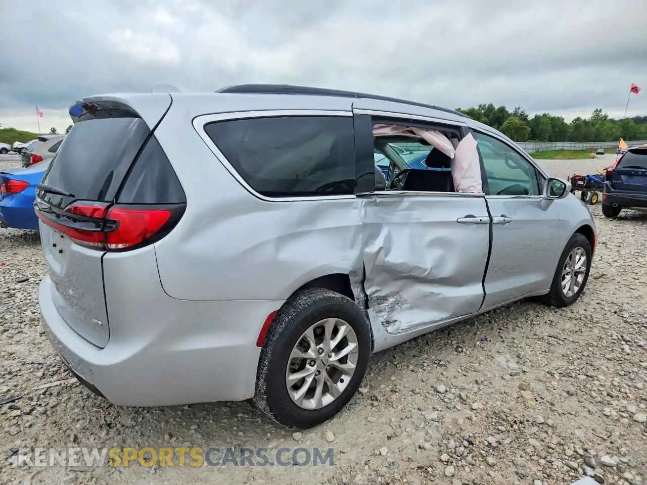 3 fotografías del automóvil dañado 2C4RC3BGXNR156666 CHRYSLER PACIFICA 2022