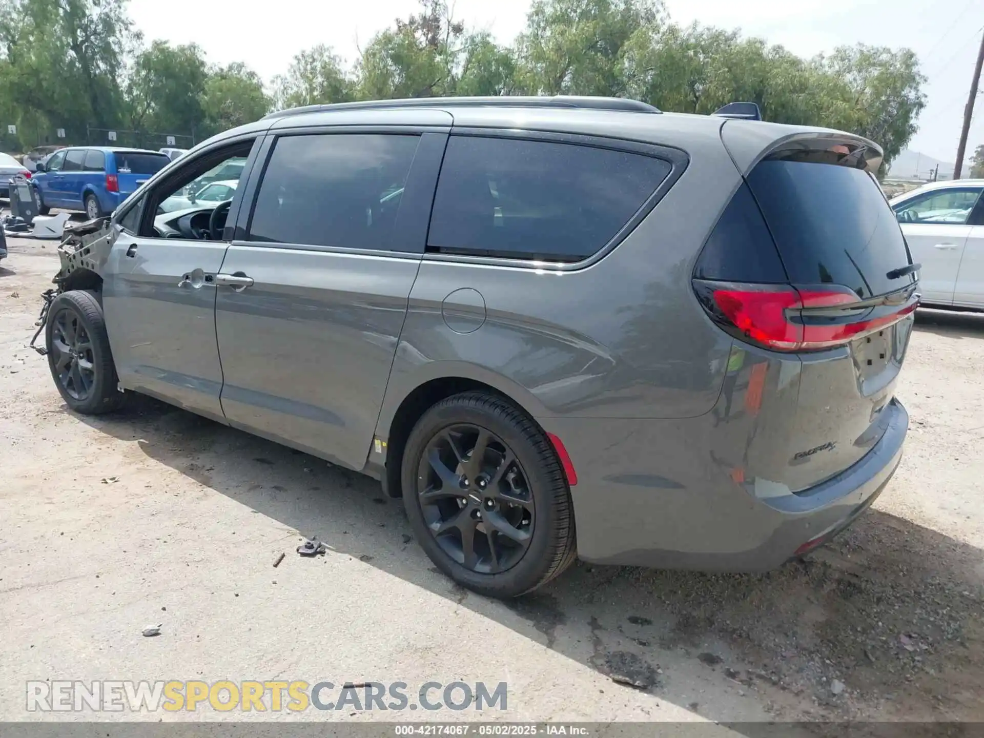 3 Photograph of a damaged car 2C4RC1BG0PR517961 CHRYSLER PACIFICA 2023