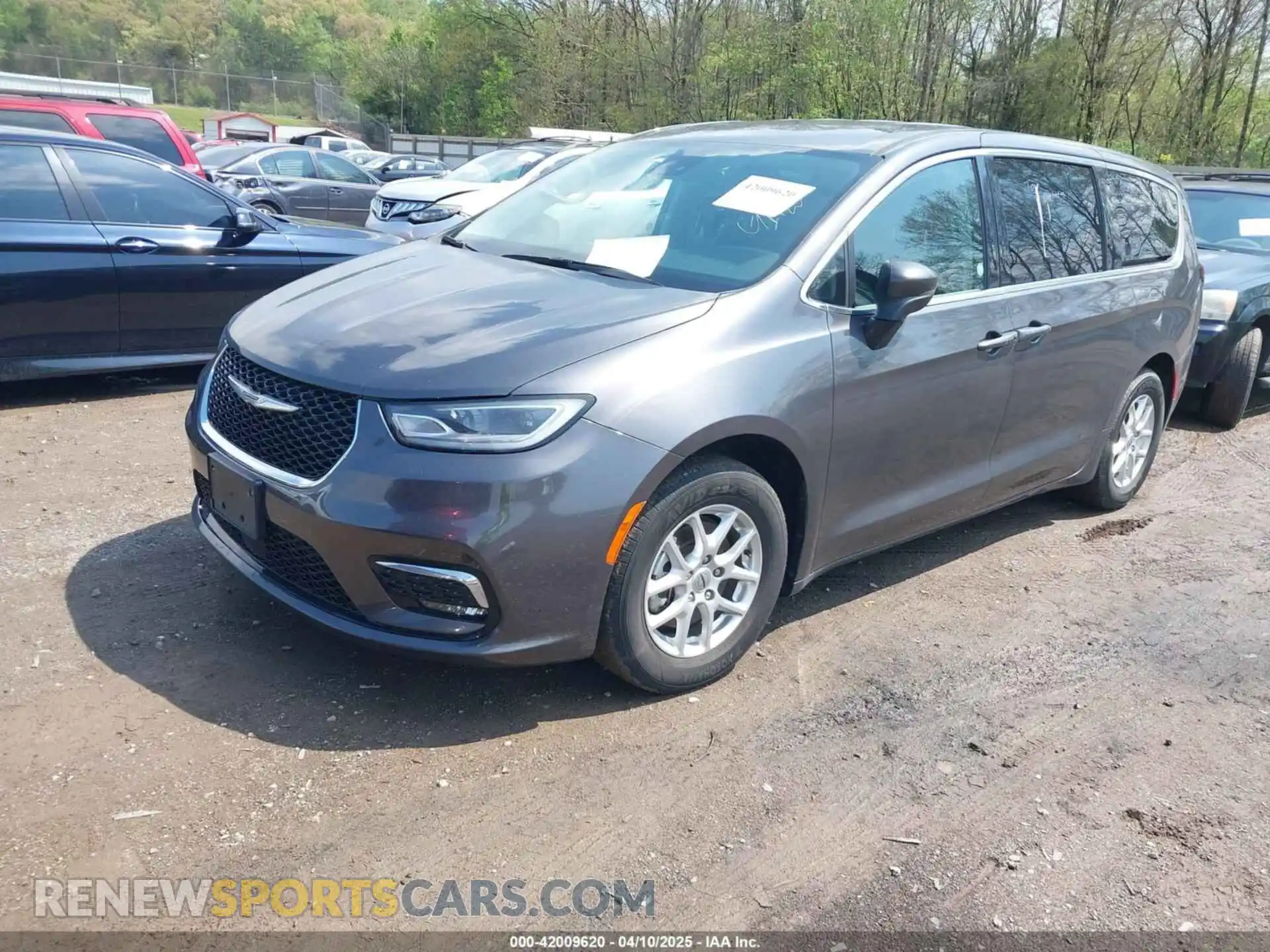 2 Photograph of a damaged car 2C4RC1BG0PR529219 CHRYSLER PACIFICA 2023