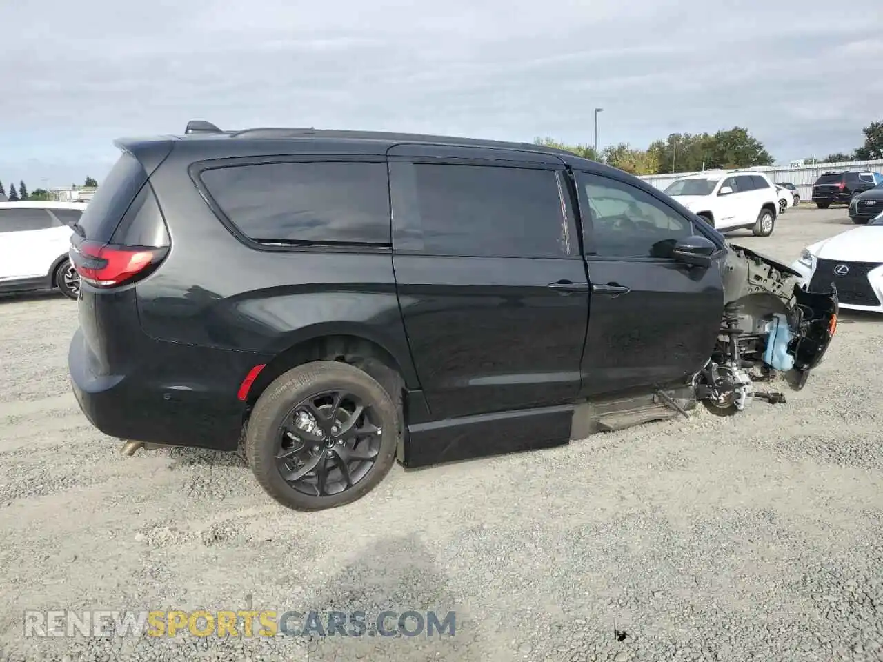 3 Photograph of a damaged car 2C4RC1BG0PR538387 CHRYSLER PACIFICA 2023
