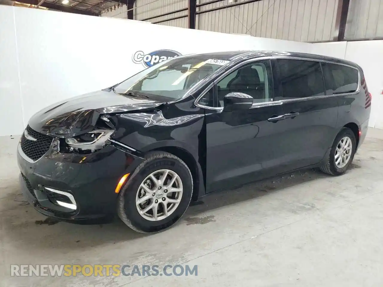 1 Фотография поврежденного автомобиля 2C4RC1BG0PR620247 CHRYSLER PACIFICA 2023
