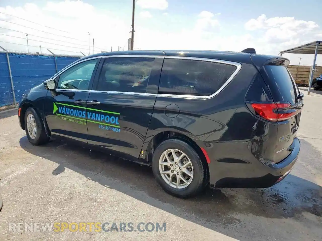 2 Photograph of a damaged car 2C4RC1BG0PR627506 CHRYSLER PACIFICA 2023