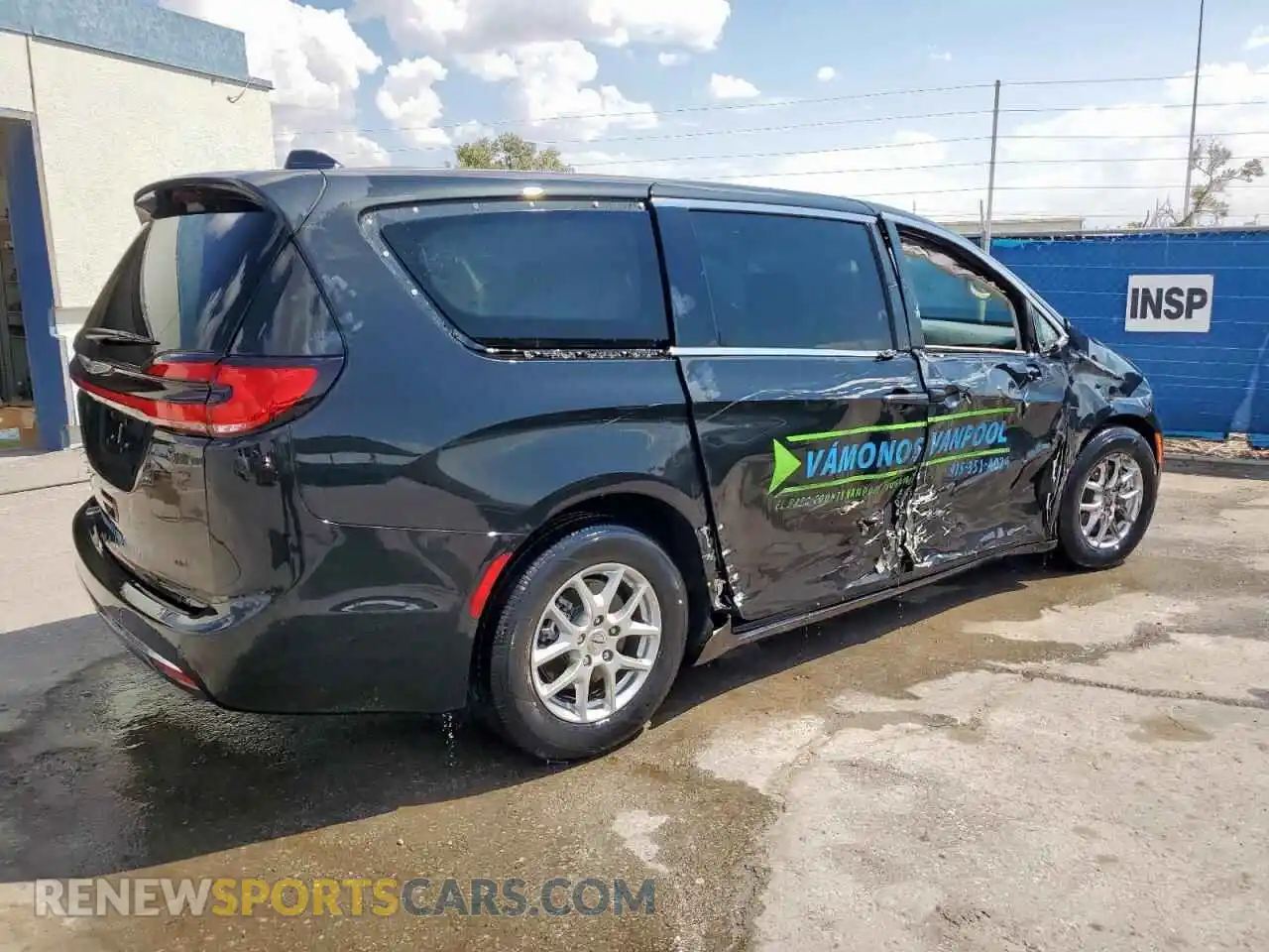 3 Photograph of a damaged car 2C4RC1BG0PR627506 CHRYSLER PACIFICA 2023
