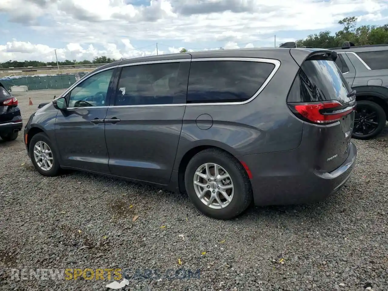 2 Photograph of a damaged car 2C4RC1BG1PR531092 CHRYSLER PACIFICA 2023