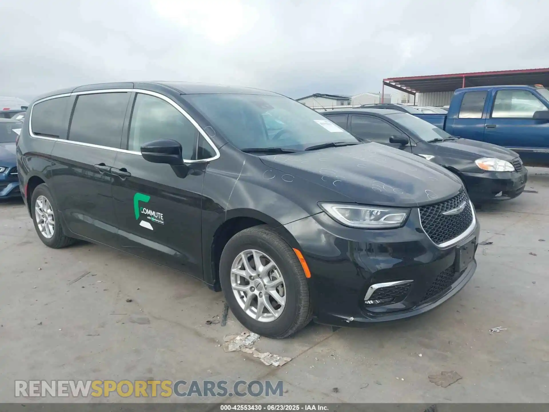 1 Photograph of a damaged car 2C4RC1BG1PR550628 CHRYSLER PACIFICA 2023