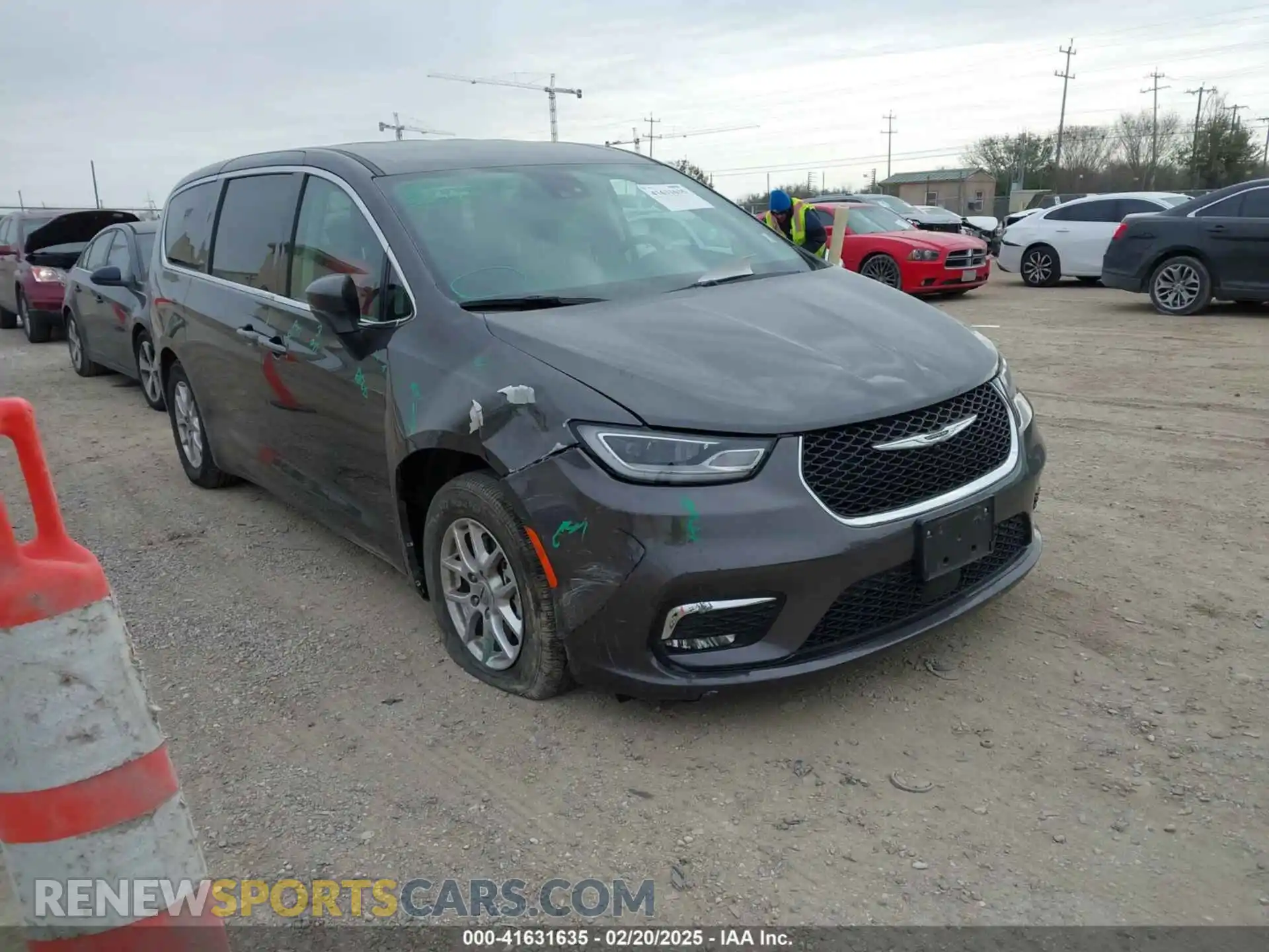 1 Photograph of a damaged car 2C4RC1BG2PR550444 CHRYSLER PACIFICA 2023