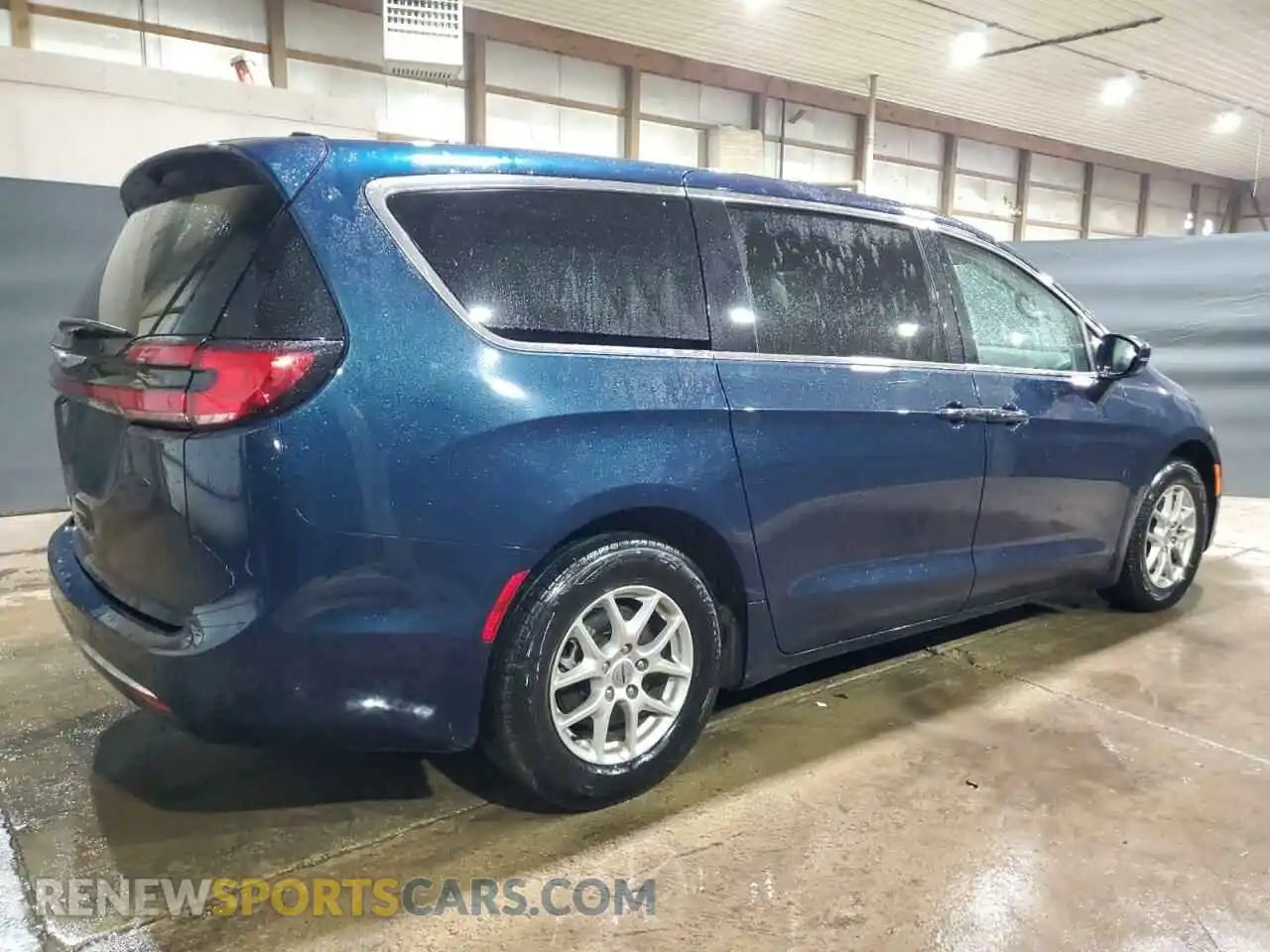 3 Photograph of a damaged car 2C4RC1BG2PR625384 CHRYSLER PACIFICA 2023