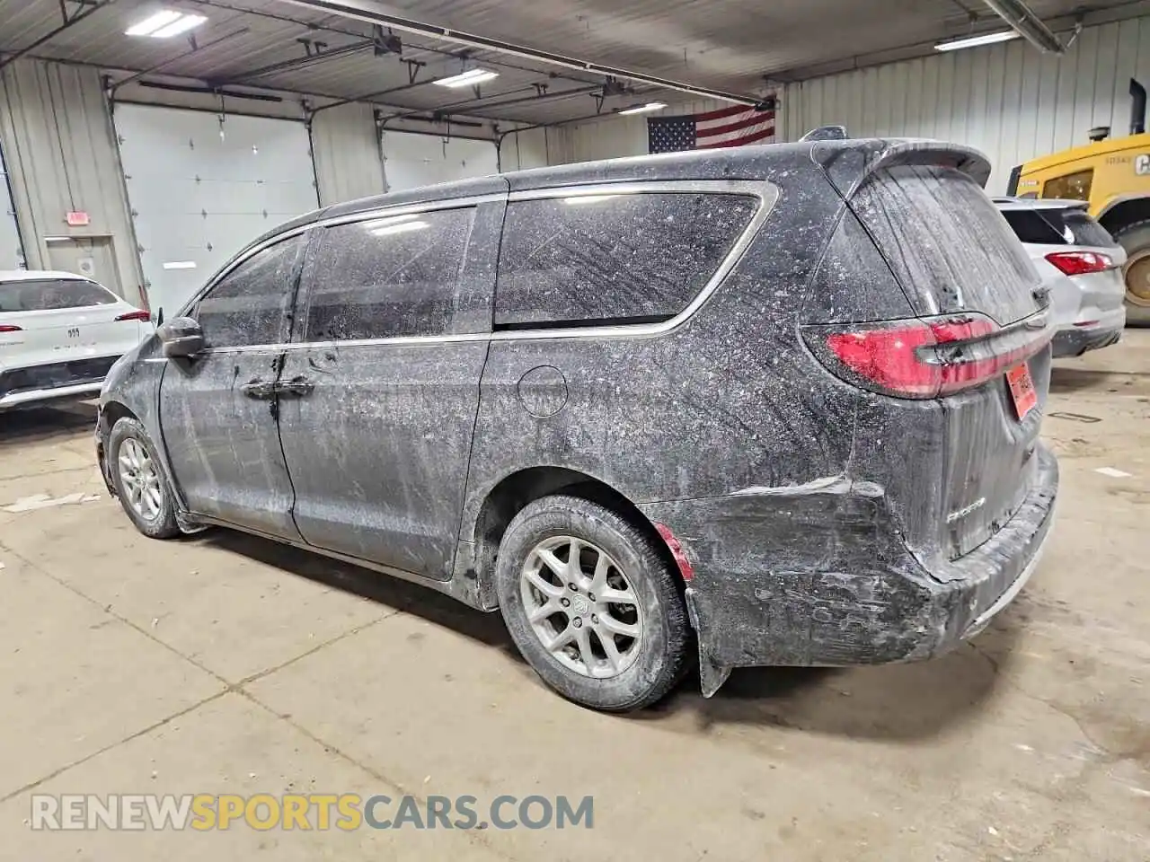 2 Photograph of a damaged car 2C4RC1BG3PR502547 CHRYSLER PACIFICA 2023