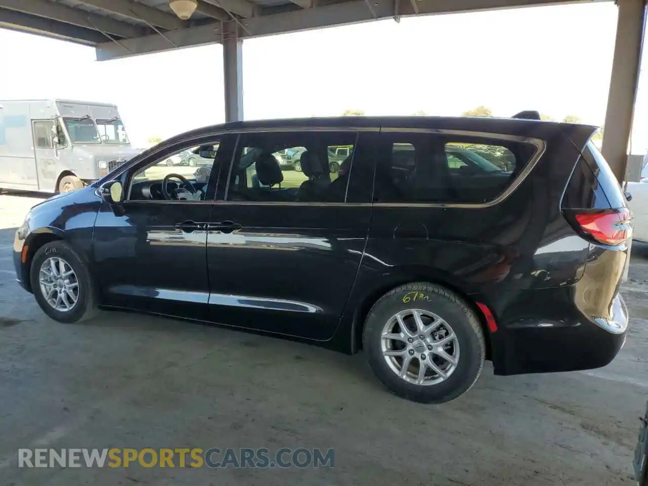 2 Photograph of a damaged car 2C4RC1BG3PR525388 CHRYSLER PACIFICA 2023