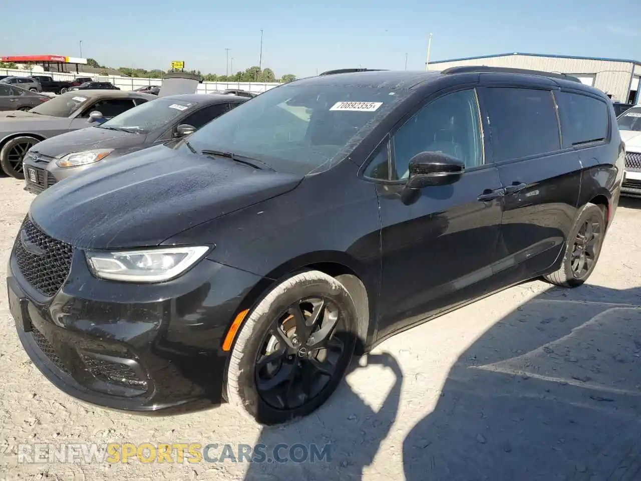 1 Photograph of a damaged car 2C4RC1BG4PR561851 CHRYSLER PACIFICA 2023