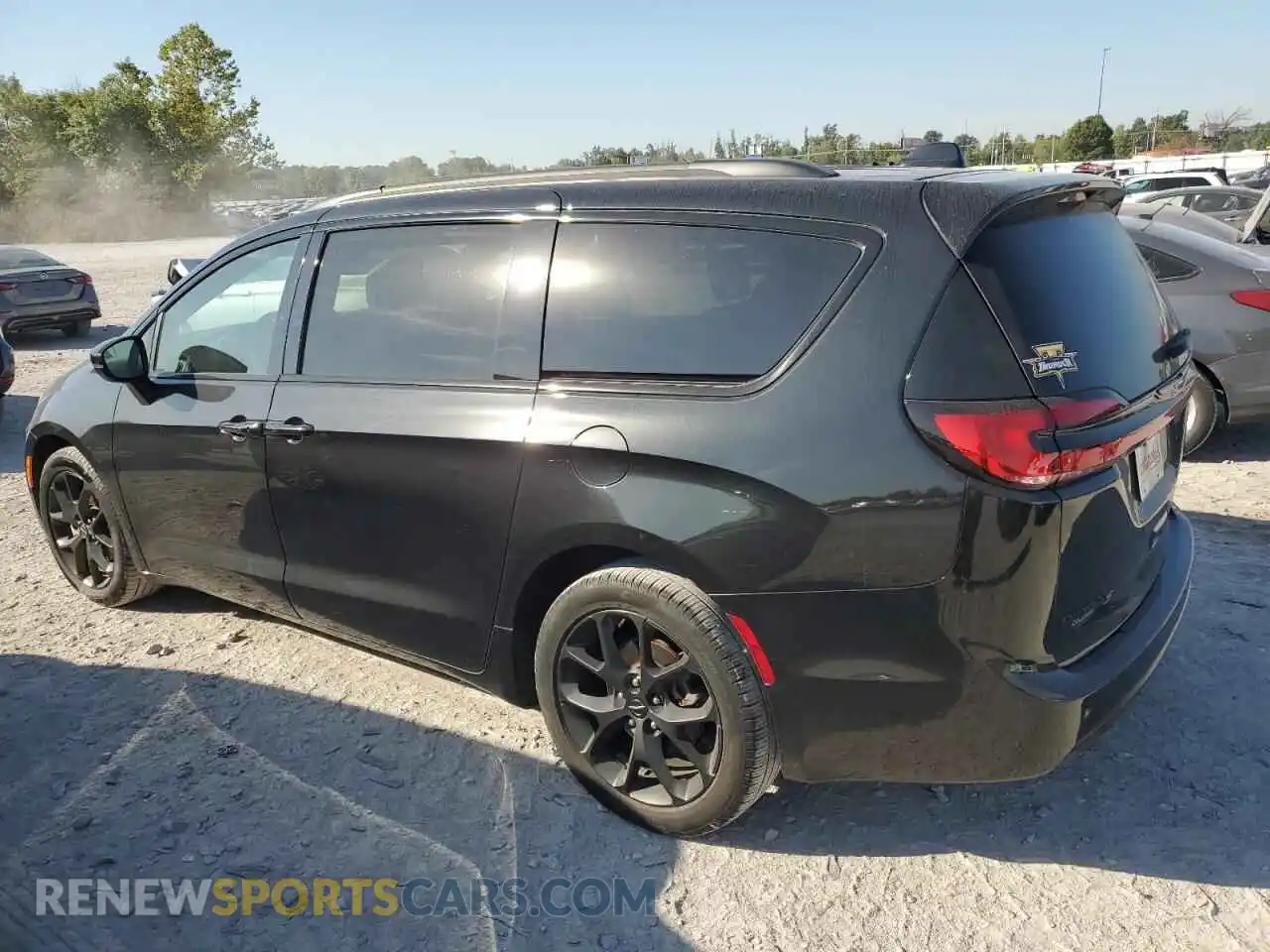 2 Photograph of a damaged car 2C4RC1BG4PR561851 CHRYSLER PACIFICA 2023
