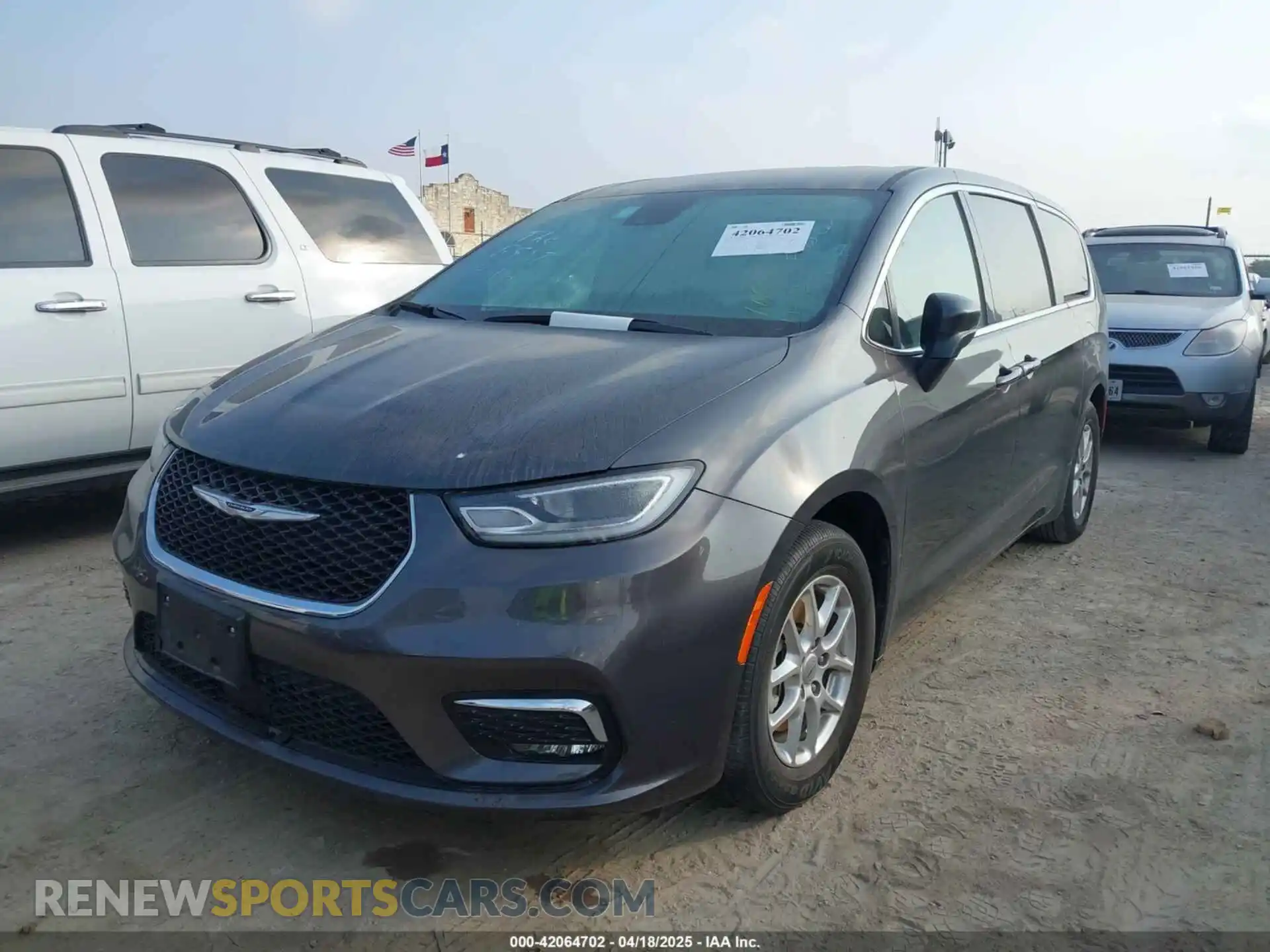 2 Photograph of a damaged car 2C4RC1BG4PR577502 CHRYSLER PACIFICA 2023