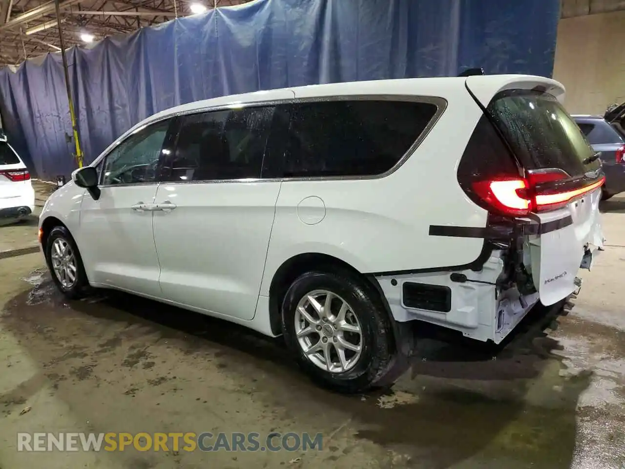 2 Photograph of a damaged car 2C4RC1BG5PR596656 CHRYSLER PACIFICA 2023