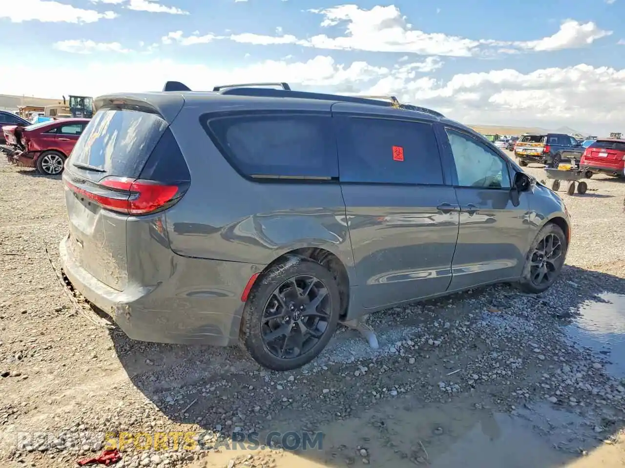 3 Фотография поврежденного автомобиля 2C4RC1BG6PR540385 CHRYSLER PACIFICA 2023