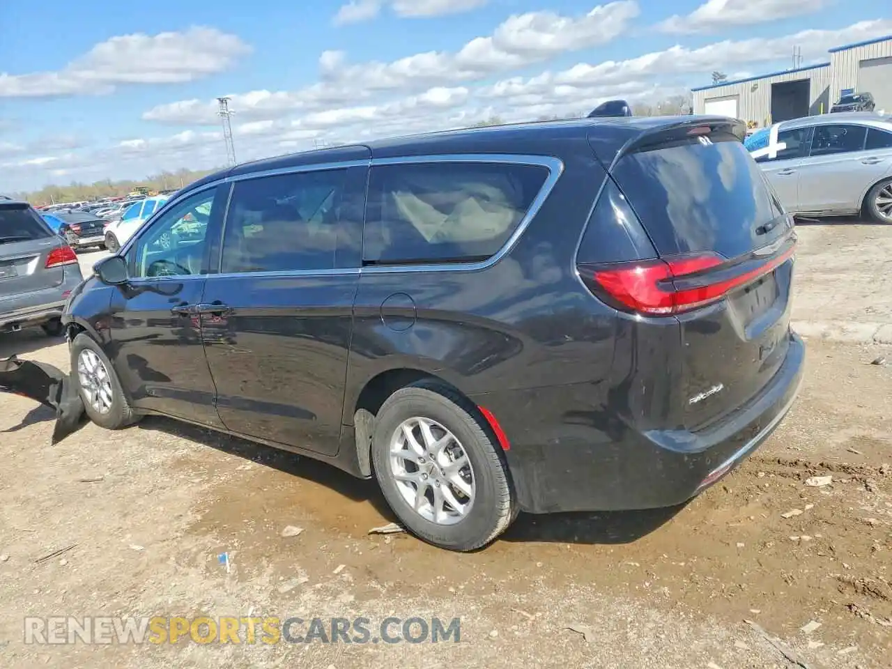 2 Photograph of a damaged car 2C4RC1BG6PR578473 CHRYSLER PACIFICA 2023