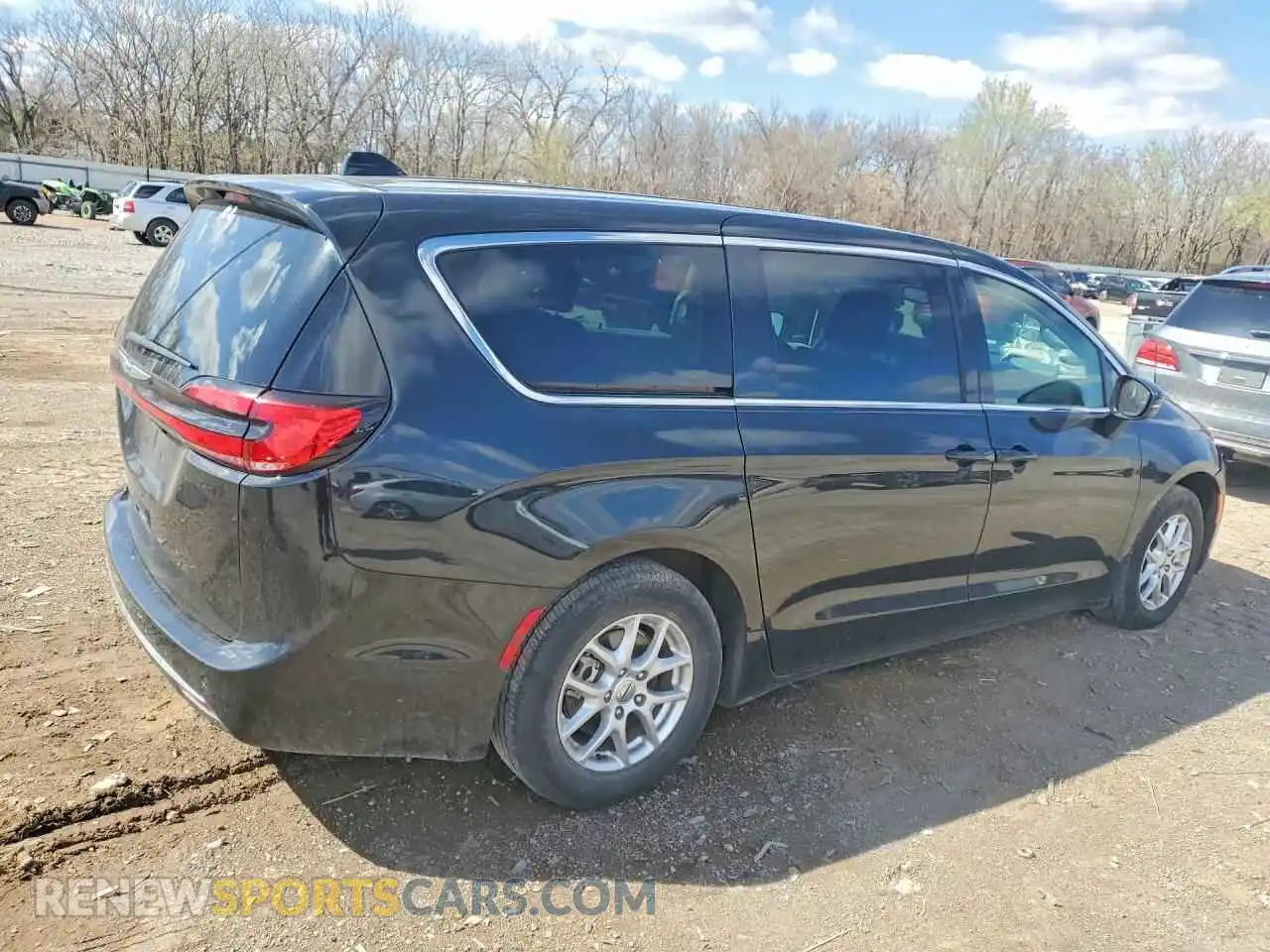 3 Photograph of a damaged car 2C4RC1BG6PR578473 CHRYSLER PACIFICA 2023