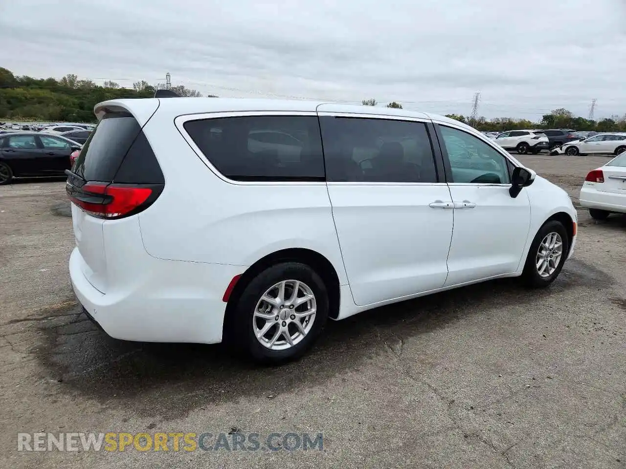 3 Photograph of a damaged car 2C4RC1BG6PR620690 CHRYSLER PACIFICA 2023