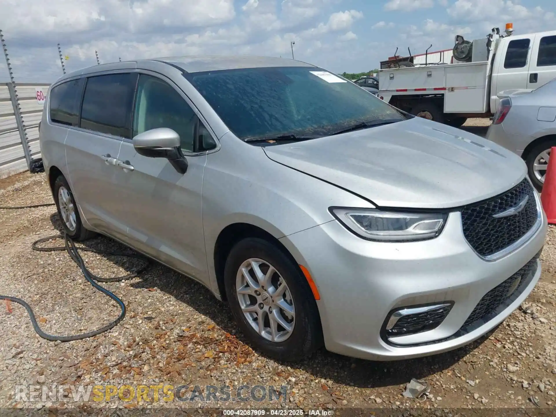 1 Photograph of a damaged car 2C4RC1BG7PR521232 CHRYSLER PACIFICA 2023