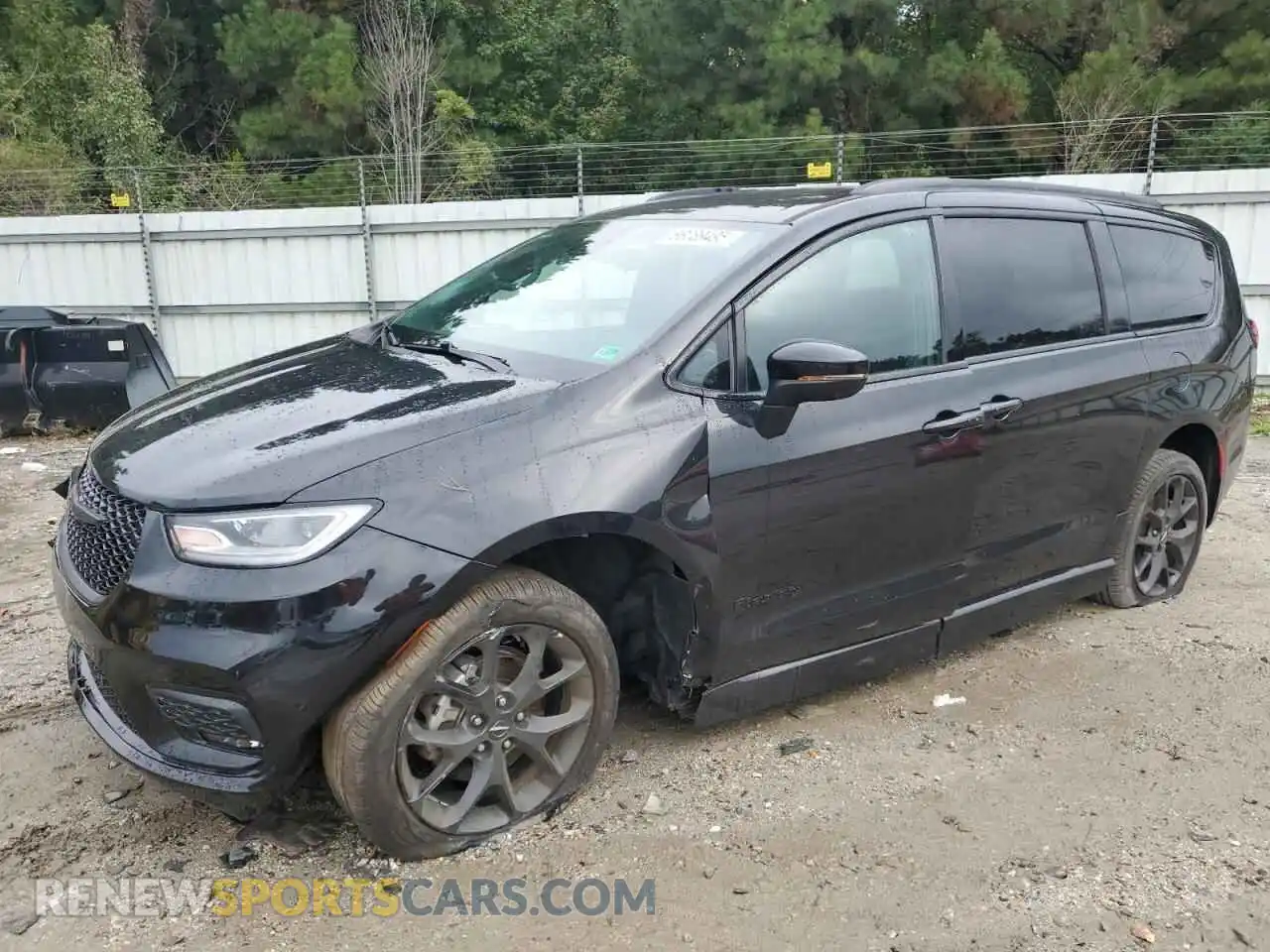 1 Photograph of a damaged car 2C4RC1BG7PR537947 CHRYSLER PACIFICA 2023