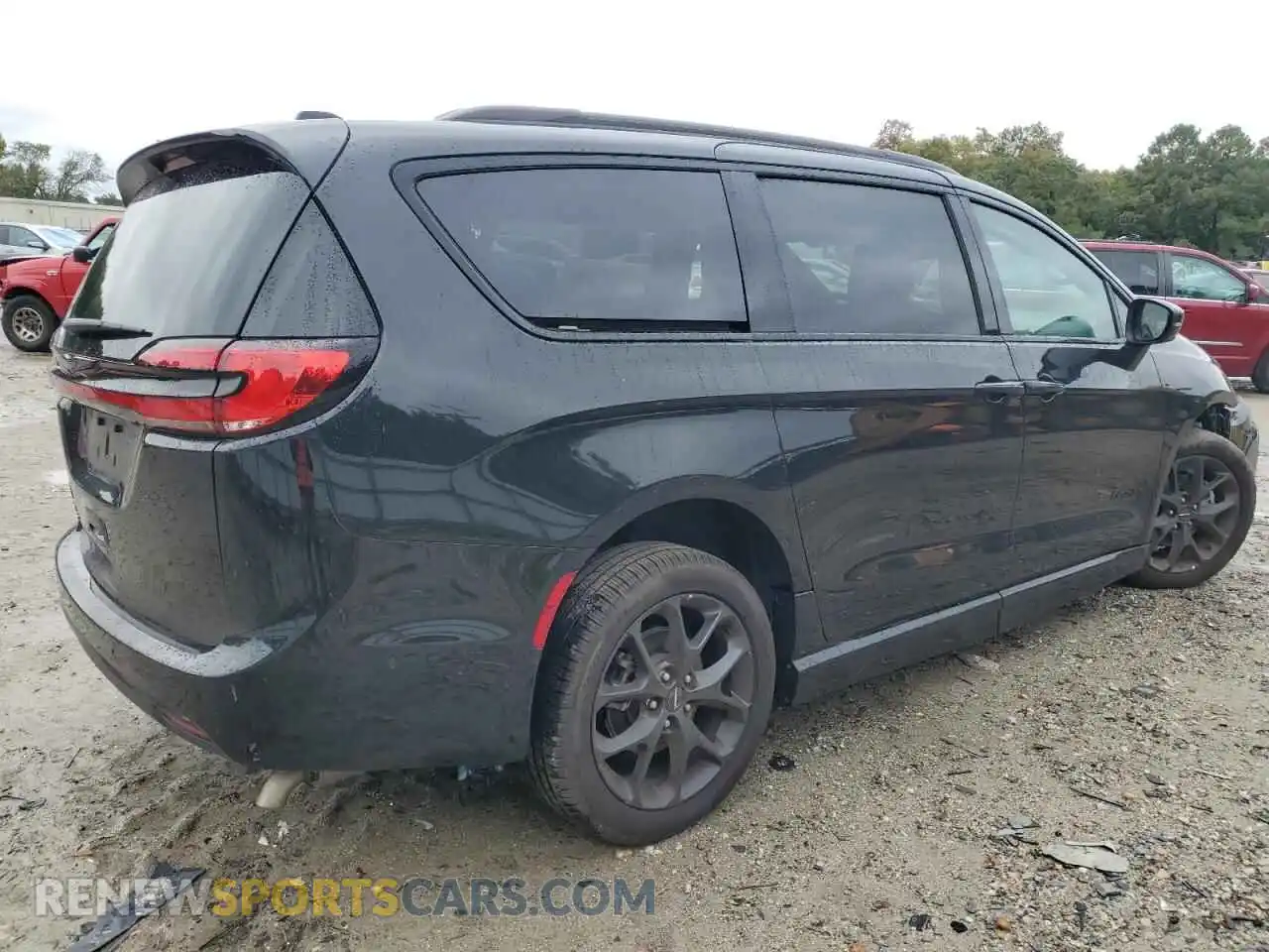3 Photograph of a damaged car 2C4RC1BG7PR537947 CHRYSLER PACIFICA 2023