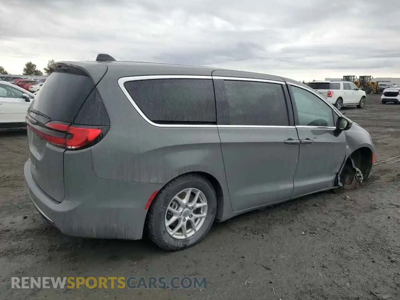 3 Photograph of a damaged car 2C4RC1BG7PR563710 CHRYSLER PACIFICA 2023