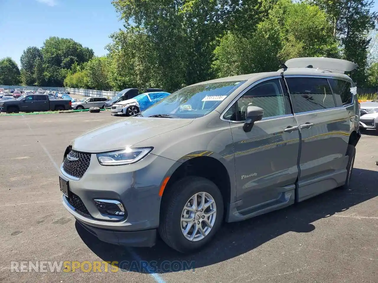 1 Photograph of a damaged car 2C4RC1BG7PR582581 CHRYSLER PACIFICA 2023