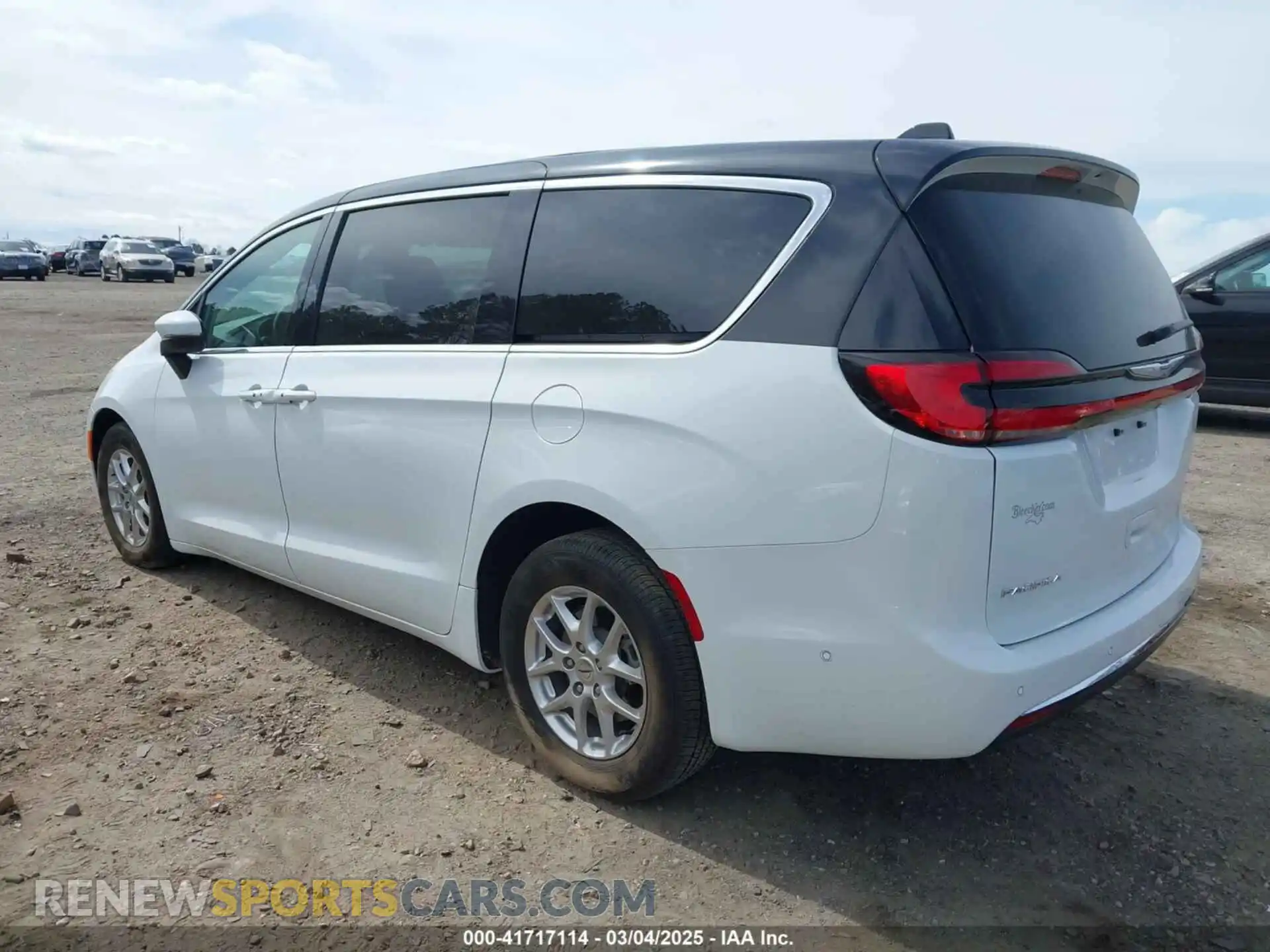 3 Photograph of a damaged car 2C4RC1BG7PR629530 CHRYSLER PACIFICA 2023