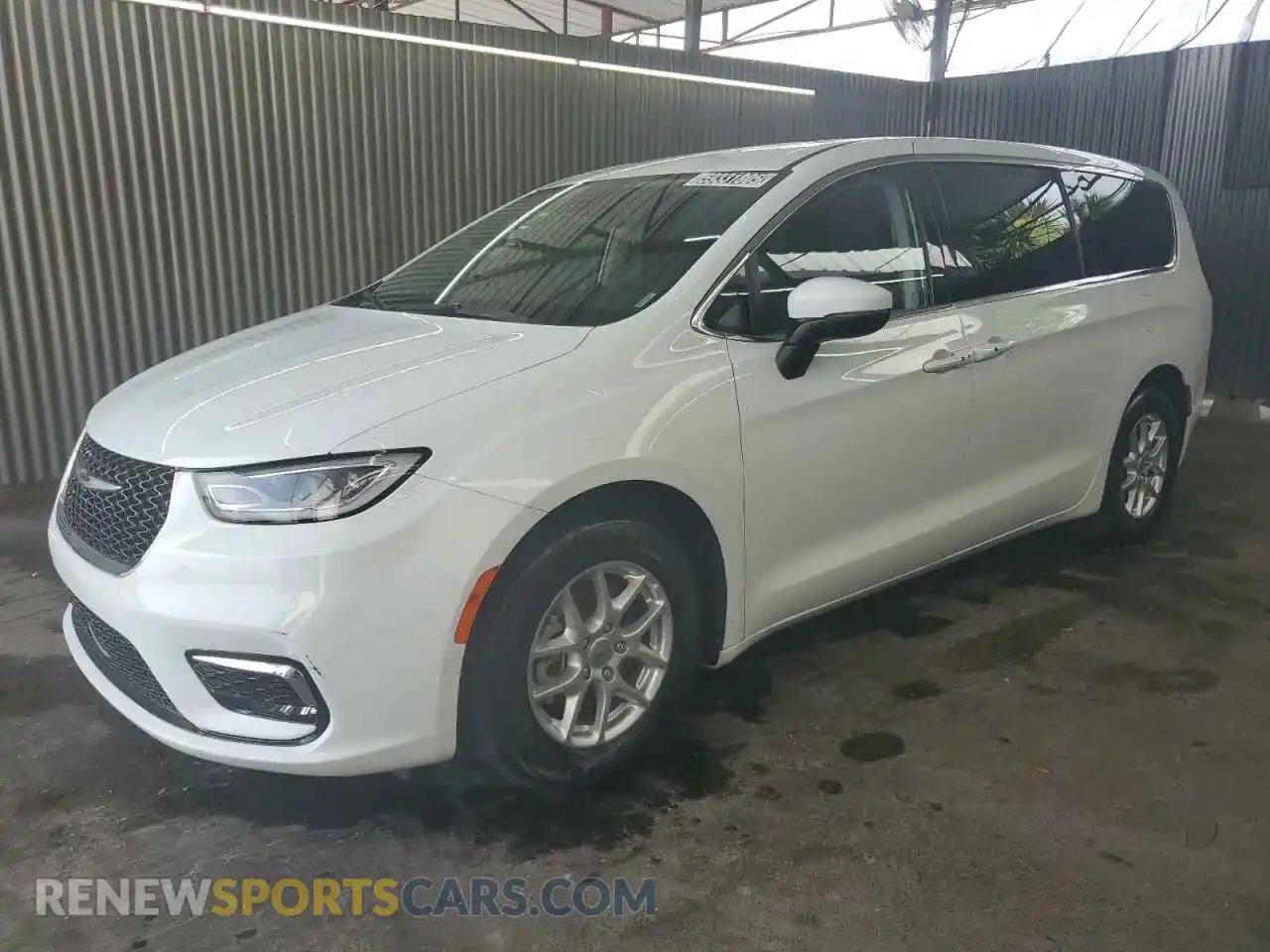 1 Photograph of a damaged car 2C4RC1BG8PR530425 CHRYSLER PACIFICA 2023