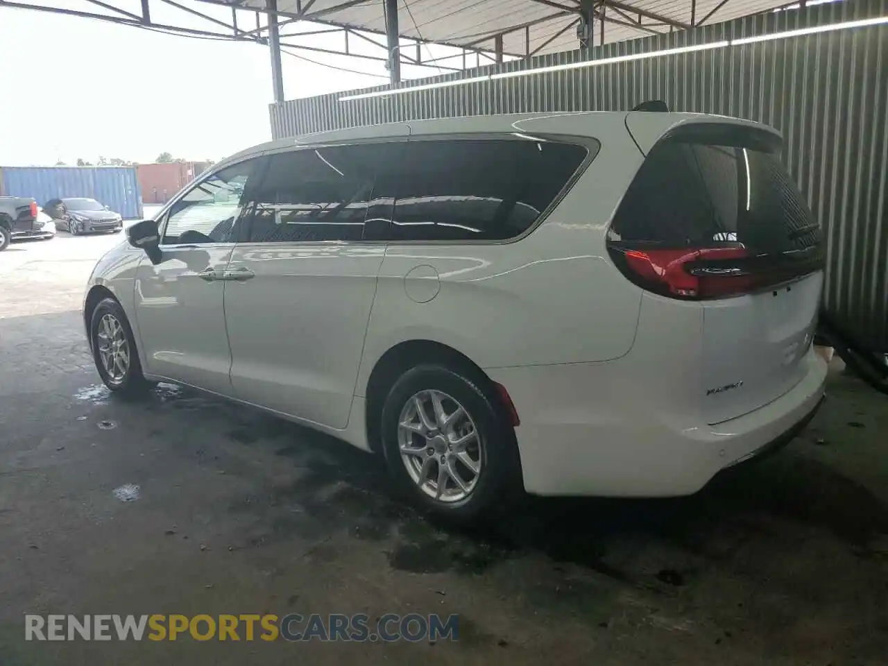 2 Photograph of a damaged car 2C4RC1BG8PR530425 CHRYSLER PACIFICA 2023