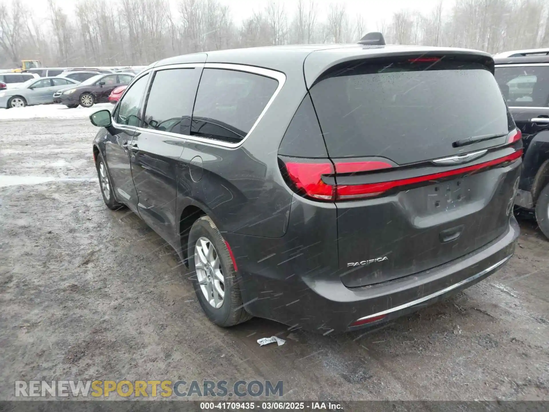 3 Photograph of a damaged car 2C4RC1BG8PR567460 CHRYSLER PACIFICA 2023