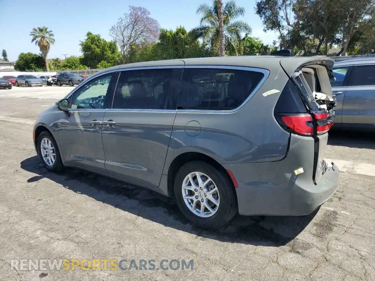 2 Photograph of a damaged car 2C4RC1BG8PR586025 CHRYSLER PACIFICA 2023