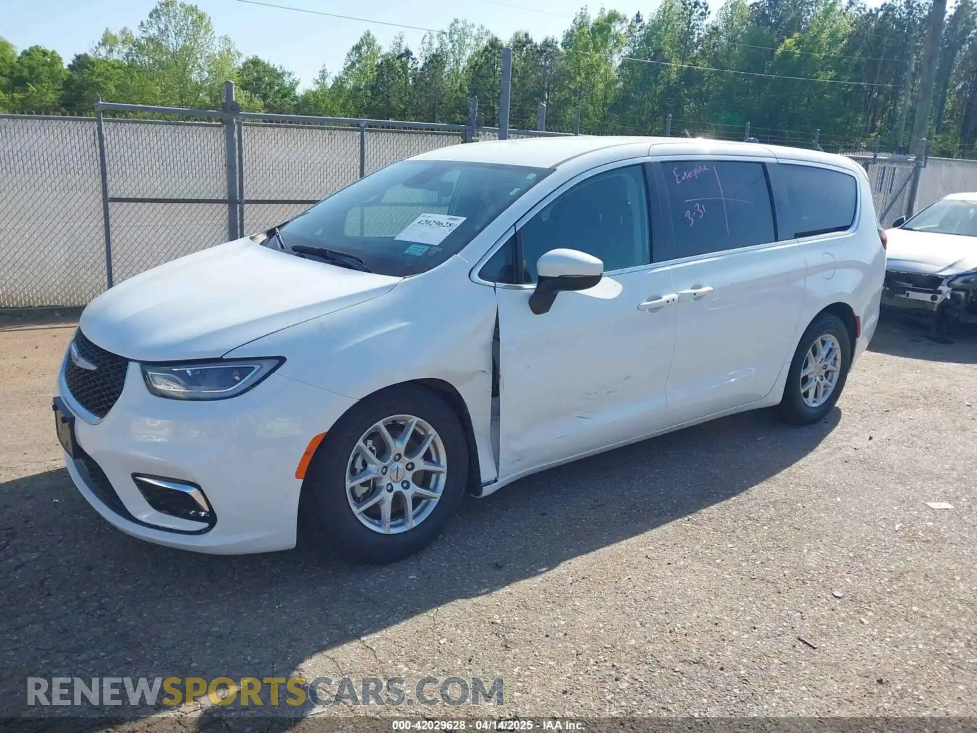 2 Photograph of a damaged car 2C4RC1BG8PR625017 CHRYSLER PACIFICA 2023
