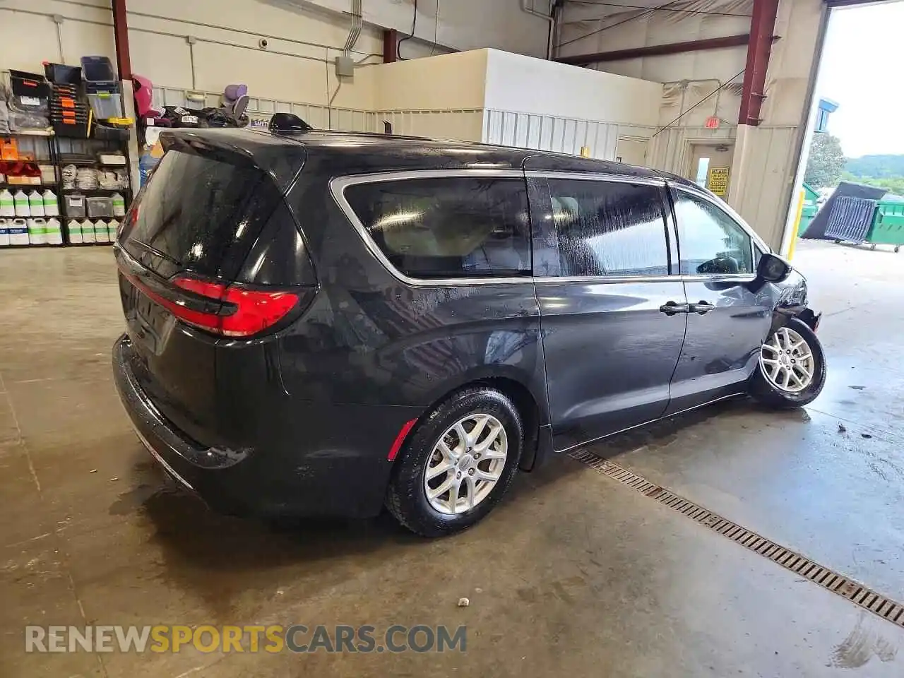 3 Photograph of a damaged car 2C4RC1BG9PR576846 CHRYSLER PACIFICA 2023