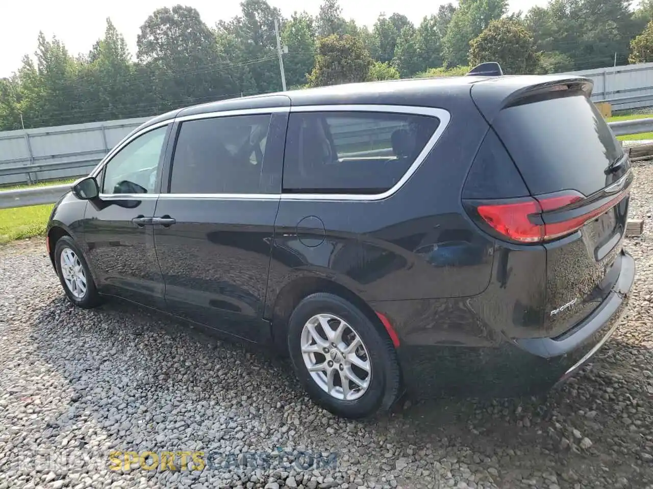 2 Photograph of a damaged car 2C4RC1BG9PR580654 CHRYSLER PACIFICA 2023