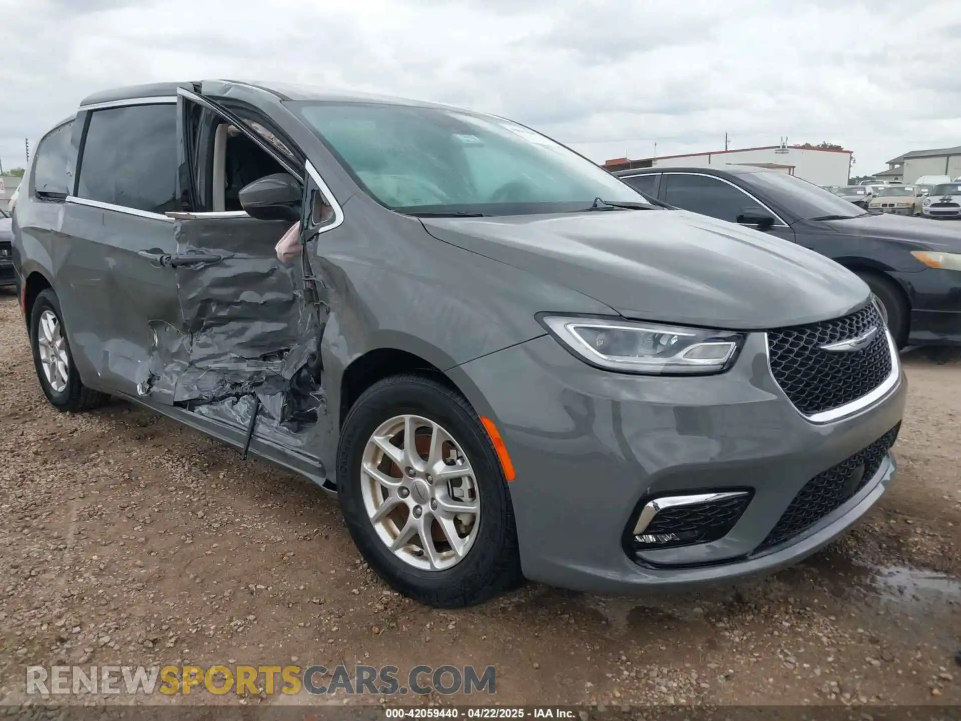 1 Photograph of a damaged car 2C4RC1BG9PR601437 CHRYSLER PACIFICA 2023