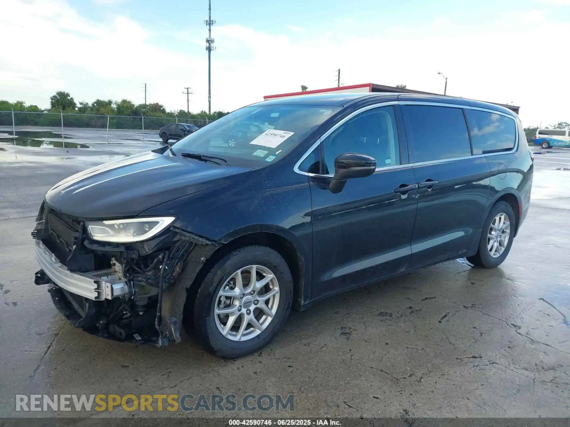 2 Photograph of a damaged car 2C4RC1BG9PR616360 CHRYSLER PACIFICA 2023