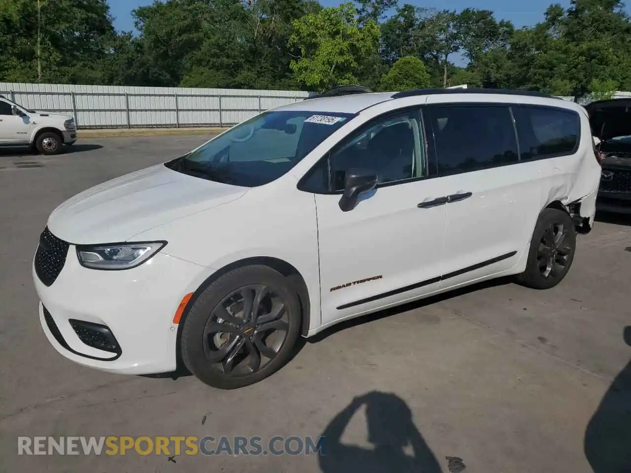 1 Photograph of a damaged car 2C4RC1BG9PR629707 CHRYSLER PACIFICA 2023