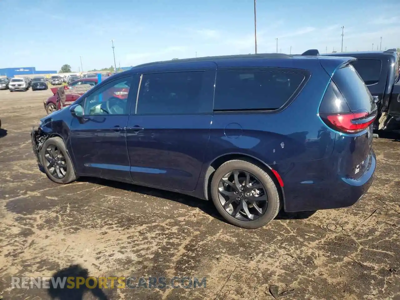 2 Photograph of a damaged car 2C4RC1BGXPR512492 CHRYSLER PACIFICA 2023