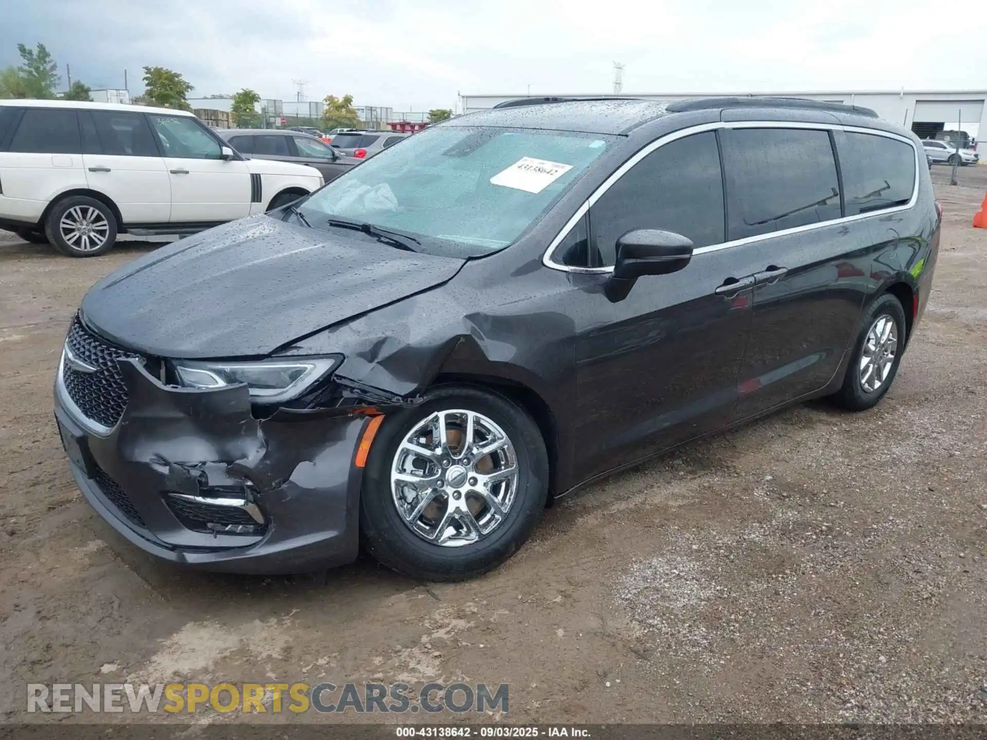 2 Photograph of a damaged car 2C4RC1BGXPR514694 CHRYSLER PACIFICA 2023