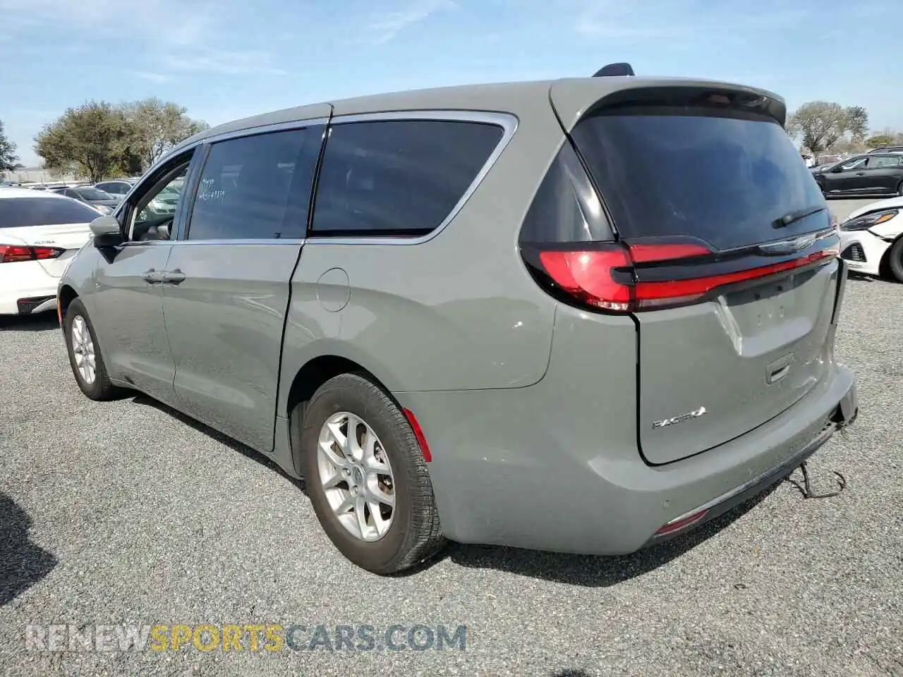 2 Photograph of a damaged car 2C4RC1BGXPR520429 CHRYSLER PACIFICA 2023