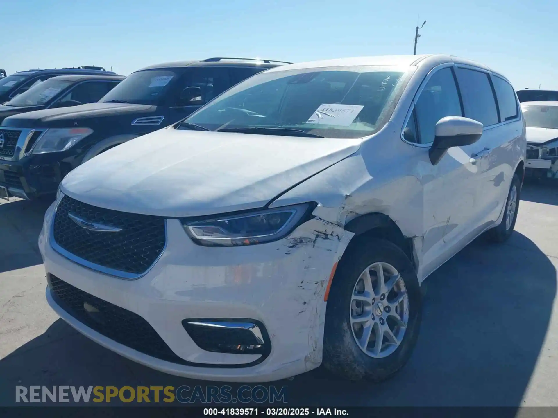 2 Photograph of a damaged car 2C4RC1BGXPR581022 CHRYSLER PACIFICA 2023