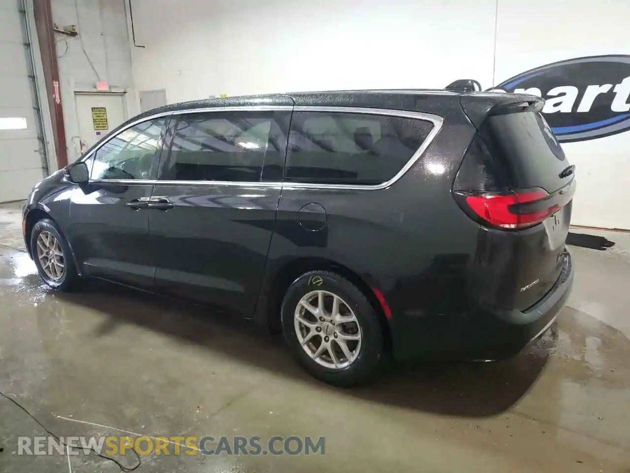 2 Photograph of a damaged car 2C4RC1BGXPR621325 CHRYSLER PACIFICA 2023